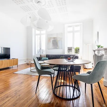 Welcome Apartment *